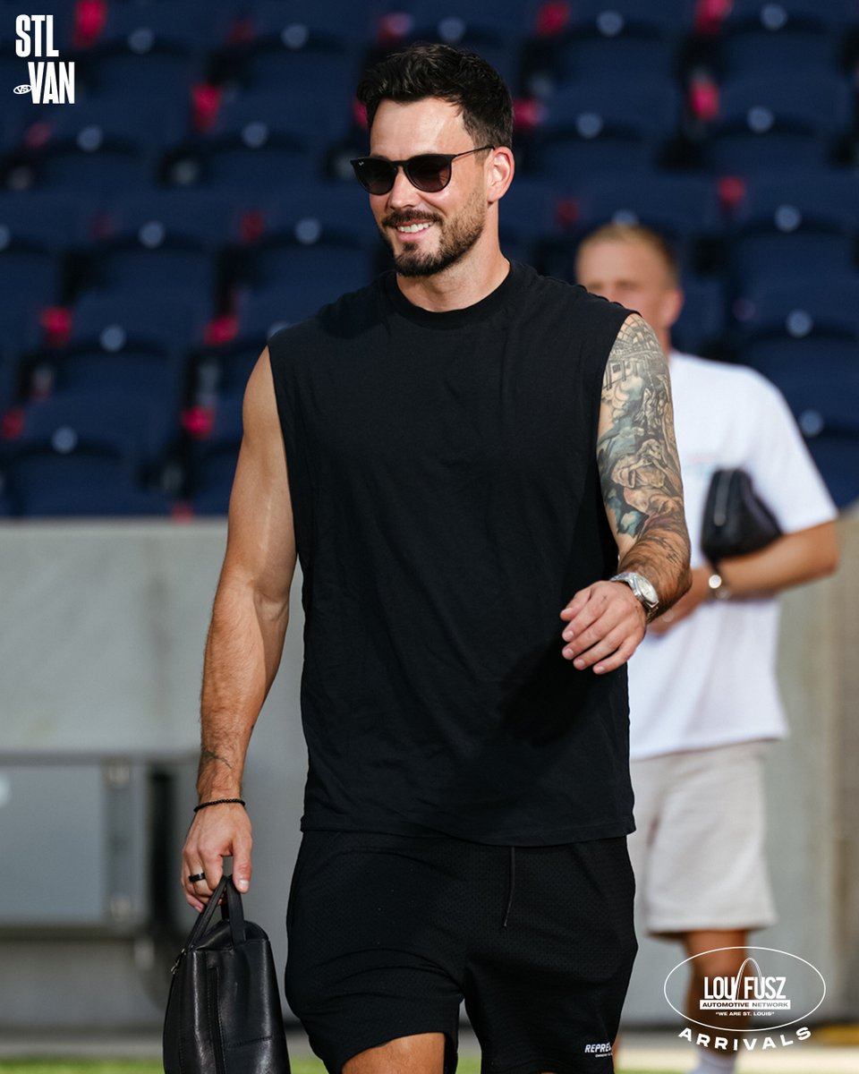 stlCITYsc's tweet photo. N🚫 sleeves. 
N🚫 problems.

#AllForCITY x @LouFuszNetwork https://t.co/f4XRsEXDyp