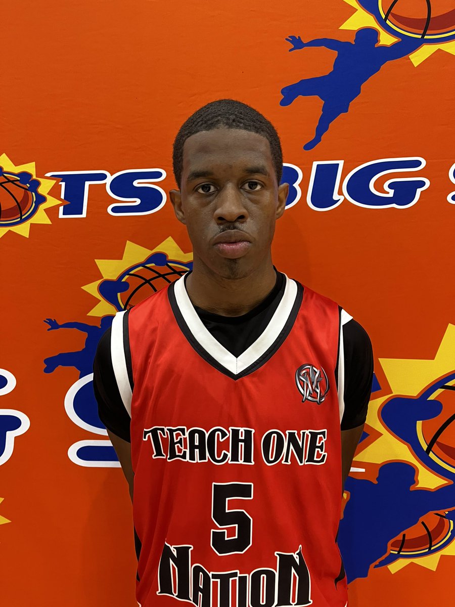 #BIGSHOTS #RichmondLive

Hs Boys 

Team Run It Up
#10 Issac Walker 12pts

Teach One Nation
#4 Christian Okenkpa 5pts
#5 James Hopkins 12pts

<a href="/BigShotsGlobal/">BIG SH🏀TS</a>