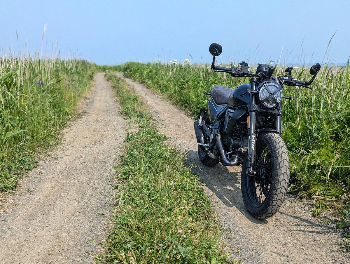travel_akikazoo's tweet photo. DUCATIのScramblerはダートもよく走ります!
ワイルドな道やアウトドアスポーツなど自然が好きな人にはオススメです
#林道ツーリング
#Dirtride
#Scrambler
#Hokkaido
#Myscrambler
#スクランブラー
#オンオフ
#touring
#キャンプ https://t.co/DTYvvs6yew