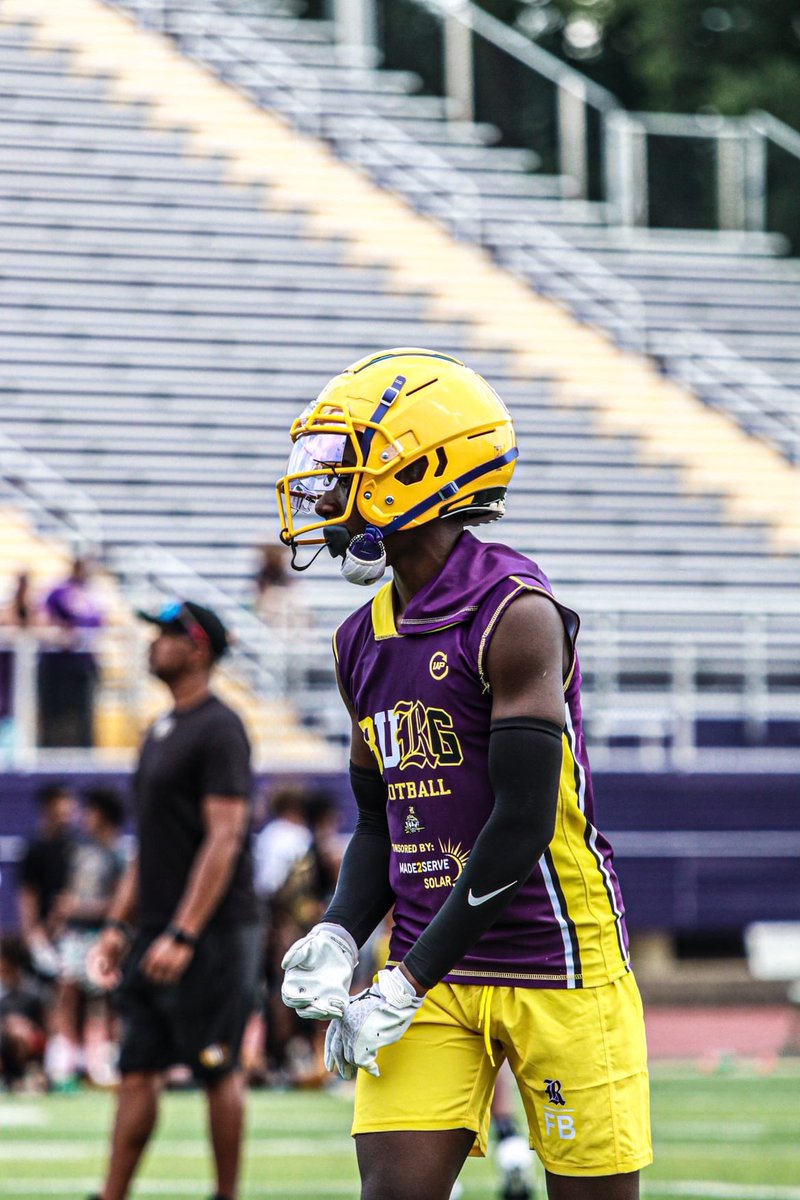 Year 1 loading🏝️💯