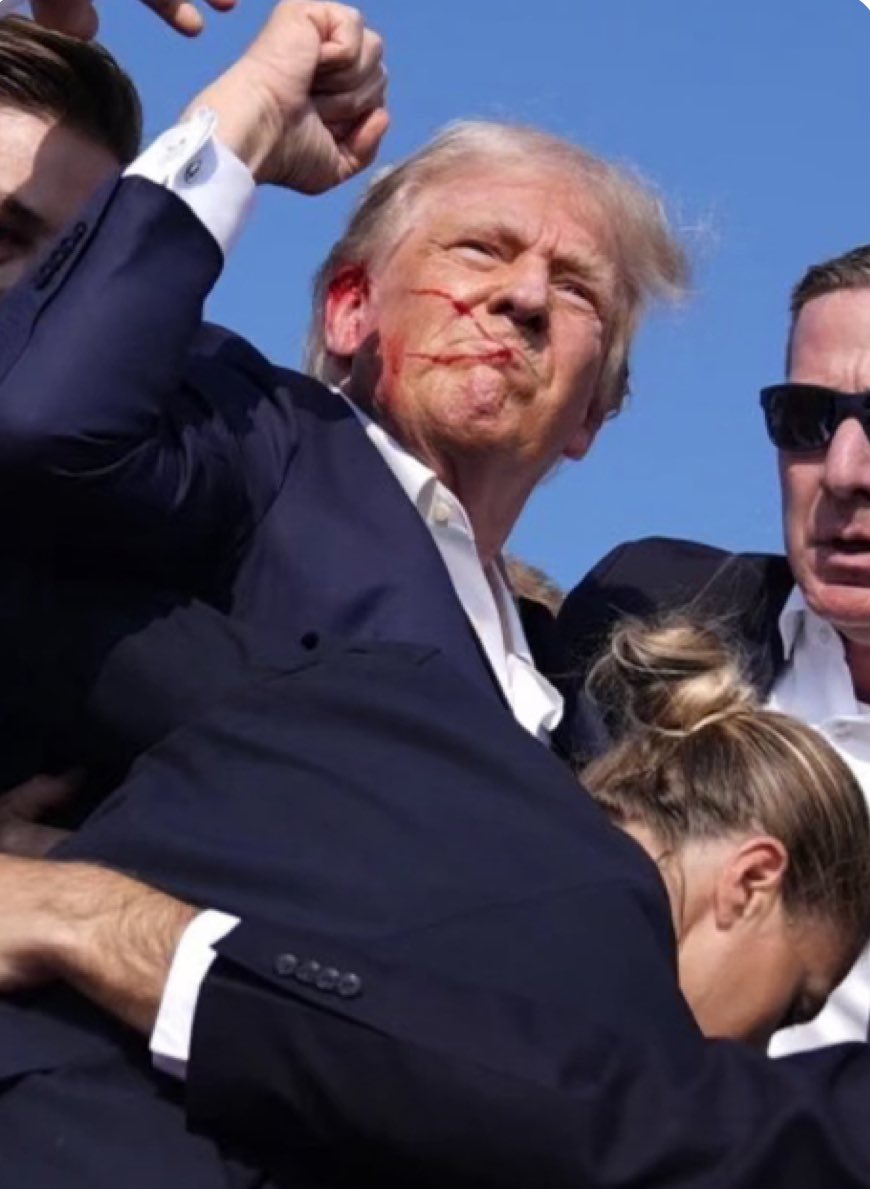 RaymondArroyo's tweet photo. This just became the image of the 2024 election. https://t.co/pNIMmUBebH