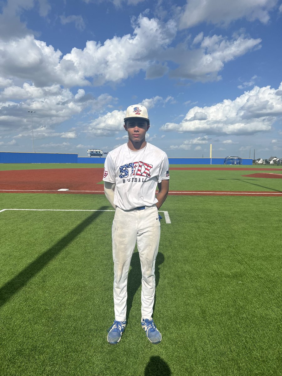 F: EE Stix Baseball 7, Team Texas Elite 5
PoG: <a href="/dezmondroach/">Dezmond Roach</a> 2-3, 2B, RBI