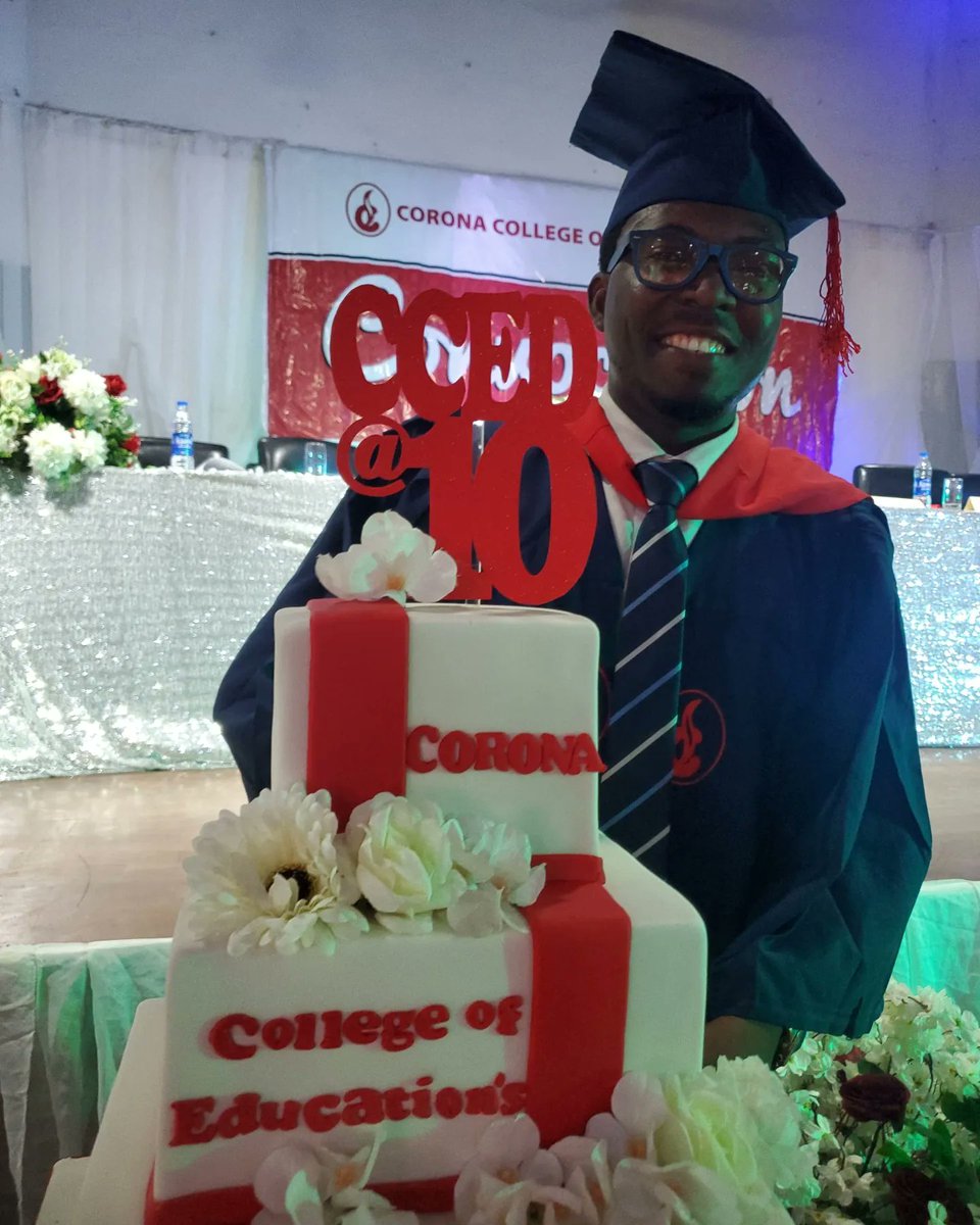 Samuelkingville's tweet image. Microsoft Certified Educator (MCE)🏅 
Professional Diploma in Education (PDE)🏅 
Teachers' Registration Council of Nigeria 🇳🇬 (TRCN)🏅
What a journey!
All glory to God 🙏🙏🙏 
#Classof2023 #CCED #Graduation #OnToTheNext #Globalteacher
#Rejoicevermore