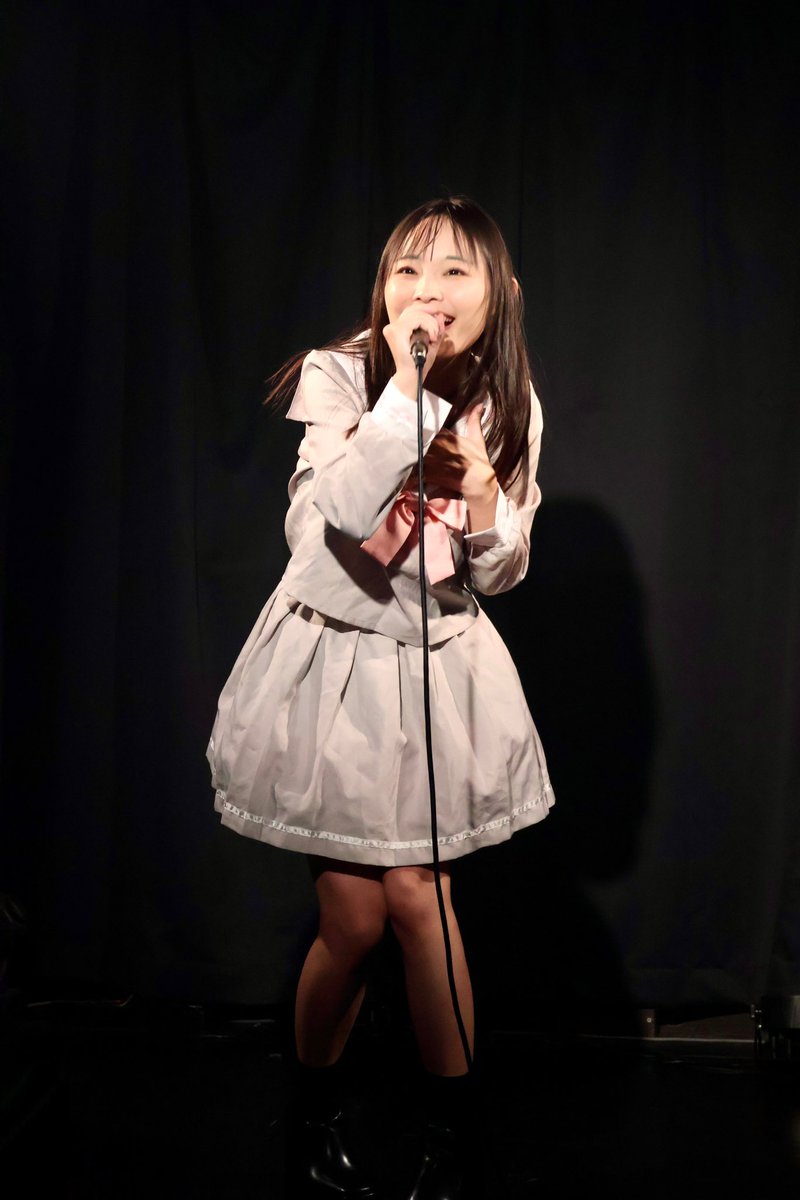 on_your's tweet photo. Fuzzy Wave 80-90's 
vol.75

#fuzzy_wave
#Hoteyes
#初咲里奈 さん https://t.co/LqHUXcwob3
