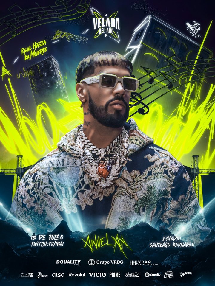 GolNius's tweet photo. se que de alguna manera u otra esto te va a llegar y lo vas a leer @Anuel_2bleA, hay varias cosas que tienes que tener en cuenta después de lo de hoy:

- no puedes ponerte dos shows el mismo día y con a penas 1h de descanso entre ellos.
- lo de poner de fondo solo la pista lo puede hacer la peña que de vdd canta, no los artistas urbanos.
- tampoco puedes no poner los vocales de fondo y pretender que un estadio que no ha ido EXPRESAMENTE a verte a ti te cante los temas.
- el "real hasta que, bebecita, etc." los puedes hacer en un concierto propio donde todos tus fans te van a seguir, pero no en esta clase de evento, donde repito, no han venido expresamente por ti la mayoría de los asistentes.
- tienes un serio problema de equipo de trabajo y si no quieres verlo esq eres ciego, pero desde que te separaste de Frabian tu carrera va en picado.
- llegas tarde a todos los shows que das, esto es lo primero que debes corregir porque la gente ya está empezando a cansarse y lo de hoy ha sido el colmo.
- no se de donde te viene el problema que tienes en las cuerdas vocales, pero si tu lo tienes identificado deberías tomar medidas para ponerle solución o será el final de tu carrera.

como uno de tus mayores fans desde hace casi ya una década, lo de hoy me está doliendo en el alma, soy el primero que te defiende cuando haces las cosas mal pero creo que lo de hoy es un poco indefendible...

debes pararte a ver a quienes tienes al lado, tomar decisiones y enfocarte de una vez por todas en tu carrera, en hacer las cosas bien de una vez porque esto no puede ocurrirle a un artista élite.

y ahora más que nunca tenlo en cuenta: EL NUEVO DISCO VA A SER UN PUNTO DE INFLEXIÓN DEFINITIVO EN TU CARRERA.

ánimo ídolo: ayer, hoy, mañana y siempre REAL HASTA LA MUERTE 💪🏻👹🐐