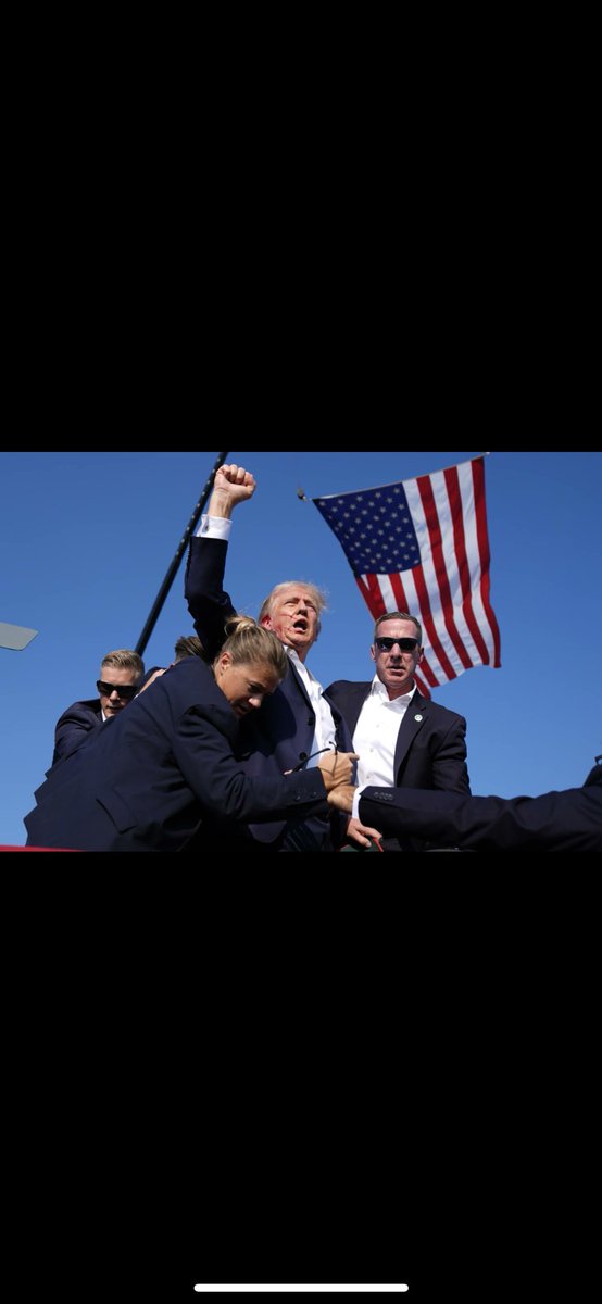 RepPeteStauber's tweet photo. Praying for President Trump, our country, and everyone at the rally. God bless the Secret Service and America! https://t.co/4w9378PBjt