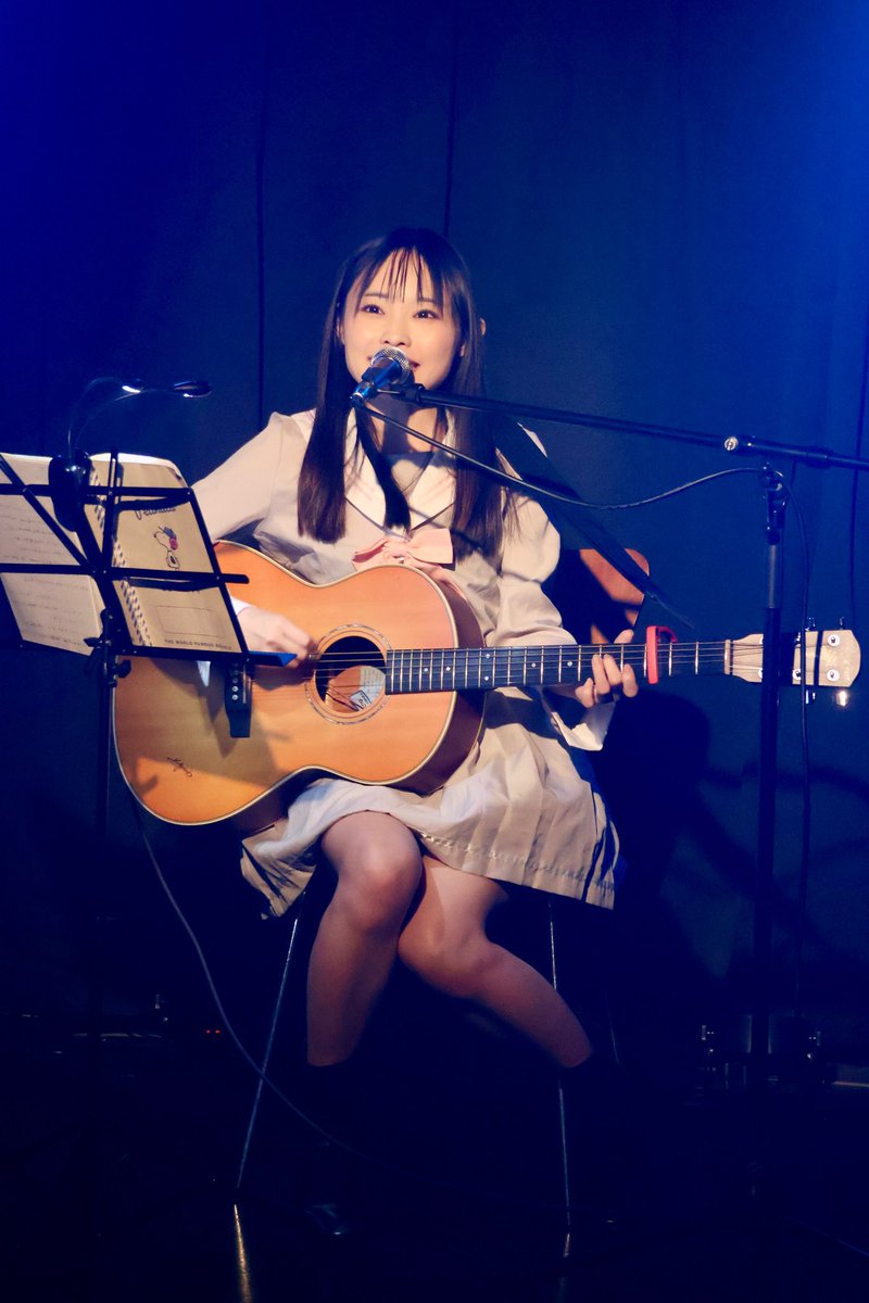 on_your's tweet photo. Fuzzy Wave 80-90's 
vol.75

#fuzzy_wave
#Hoteyes
#初咲里奈 さん https://t.co/ApW66Fi8rE