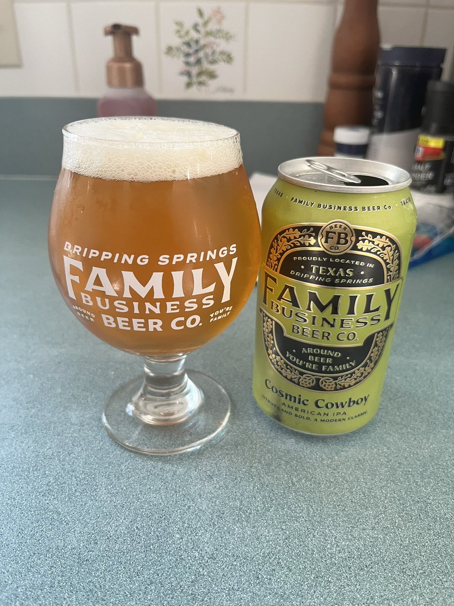 DestofCosplay's tweet photo. @JensenAckles @TheFamilyBeer tried two of your beers finally (we’re located in PA) and introduced my father in law to them! 5 out of 5 stars! Can’t wait to try more!! #Supernatural #familybusinessbeerco #JensenAckles https://t.co/qCmKQIXmUR