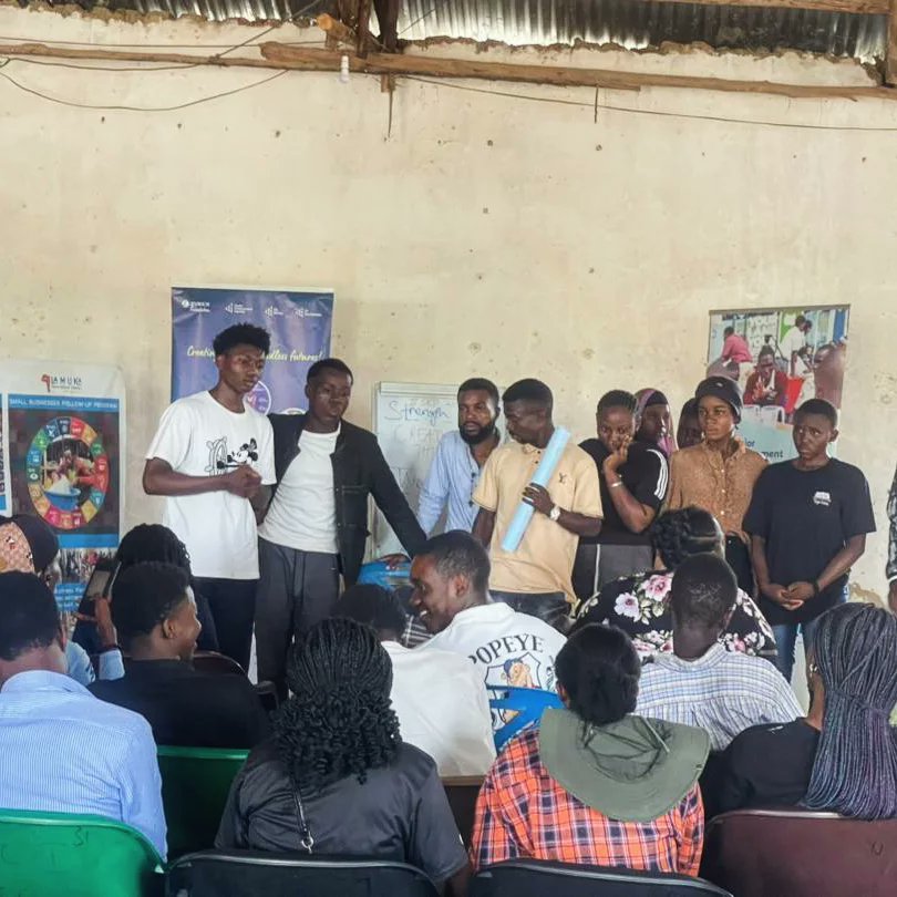 lamuka_uganda's tweet photo. Empowering refugee communities through innovation! @ja_uganda &amp; us ignited entrepreneurship in Nakivale Refugee Settlement, Uganda. 8 innovative business ideas &amp; prototypes born! Mentoring them to life! #JuniorAchievementUganda #SocialEquity #Entrepreneurship #RefugeeEmpowerment https://t.co/LqjPOlUOuH
