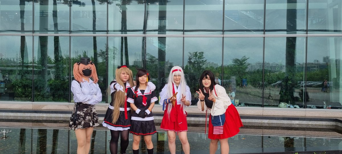 Chaser_Cos's tweet photo. 사진들 보고 느낀 점 : ��� 더 미친듯이 빼야겠다 https://t.co/WP8Mrz7cAi