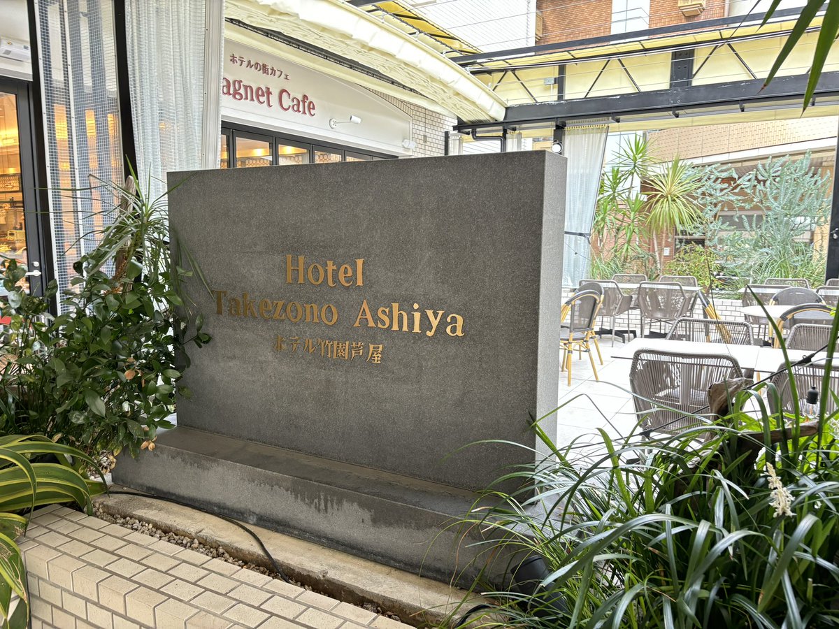 とも tweet media
