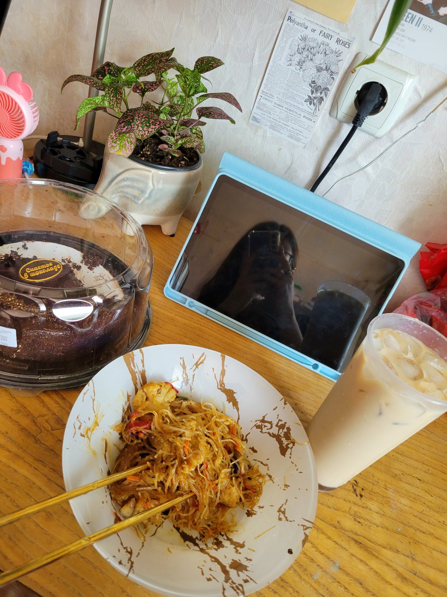 Круто, когда дома есть собственный бариста и шеф-повар (u are)