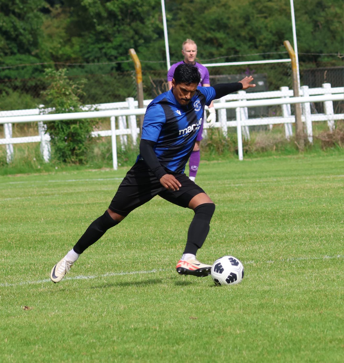 LGCEaglesFC's tweet photo. A few shots from yesterday’s 3-1 win against Hoddesdon📸 https://t.co/gf4VtFLeCp