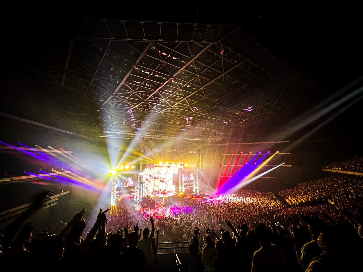 Bz_Official's tweet photo. 【#enIV】 Koshi Inaba LIVE 2024 〜enIV〜 at K-Arena Yokohama

THANK YOU!!

#KoshiInaba
#Yokohama
#Kanagawa https://t.co/r7GcIbSK97