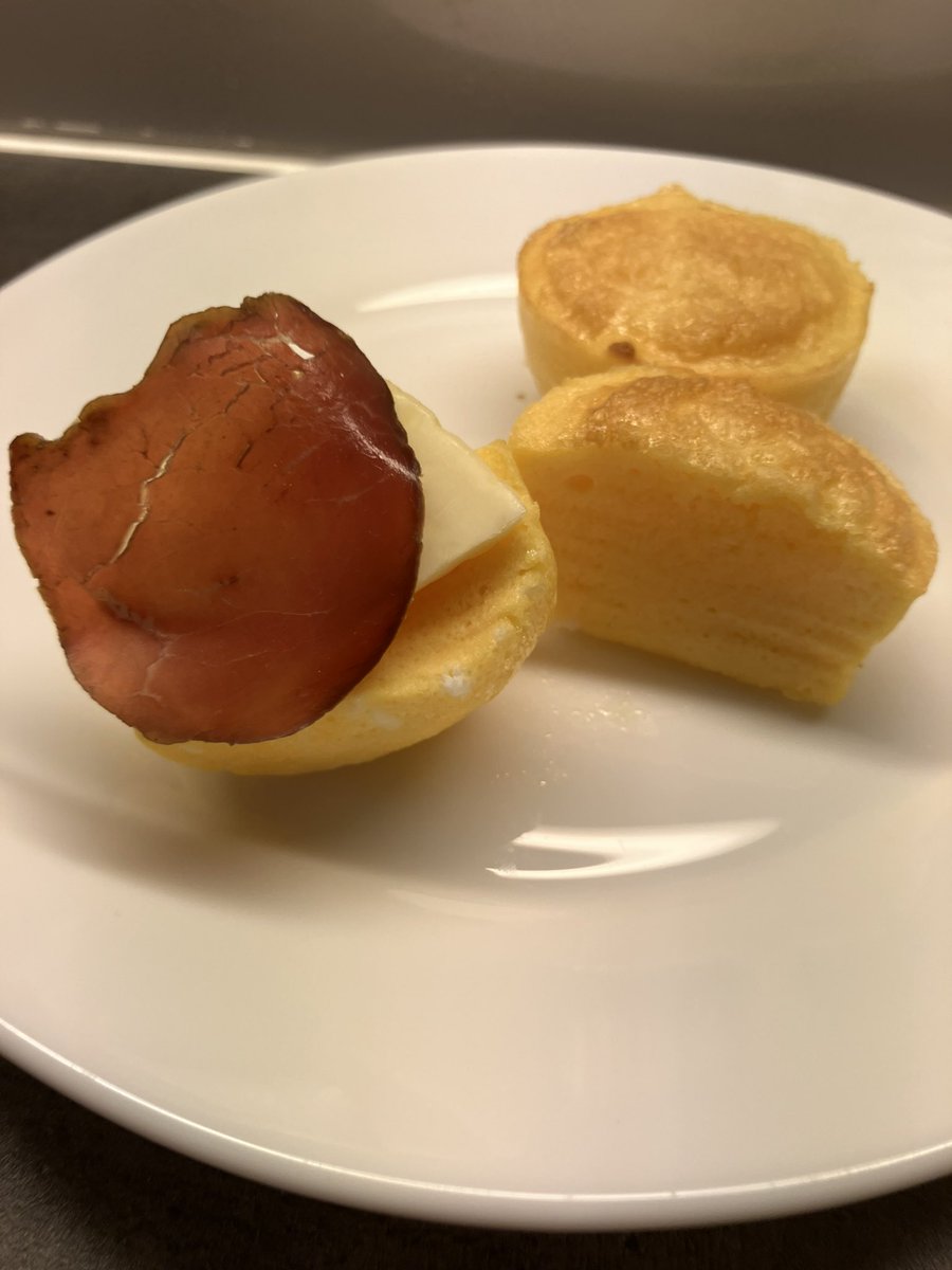 KrisBlackRose's tweet photo. I ate these 👆 #caseinprotein and #eggyolk muffins as snacks/bites, with #butter and dried #beefchips. Great also when receiving friends…. https://t.co/PClRhDjmJ1