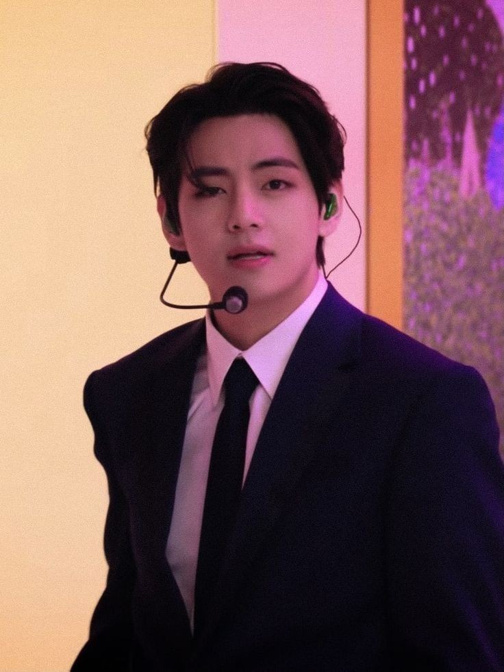 Hope942013's tweet photo. ریت+ریپ

WE LOVE YOU TAEHYUNG
BORAHAE TAEHYUNG
WE PURPLE YOU TAEHYUNG
ARMYS ARE WITH TAEHYUNG 
ARMYS LOVES TAEHYUNG
WITH TAEHYUNG TILL THE END  
WITH BTS TILL THE END
BTS BTS BTS https://t.co/QSTEDoqWCk