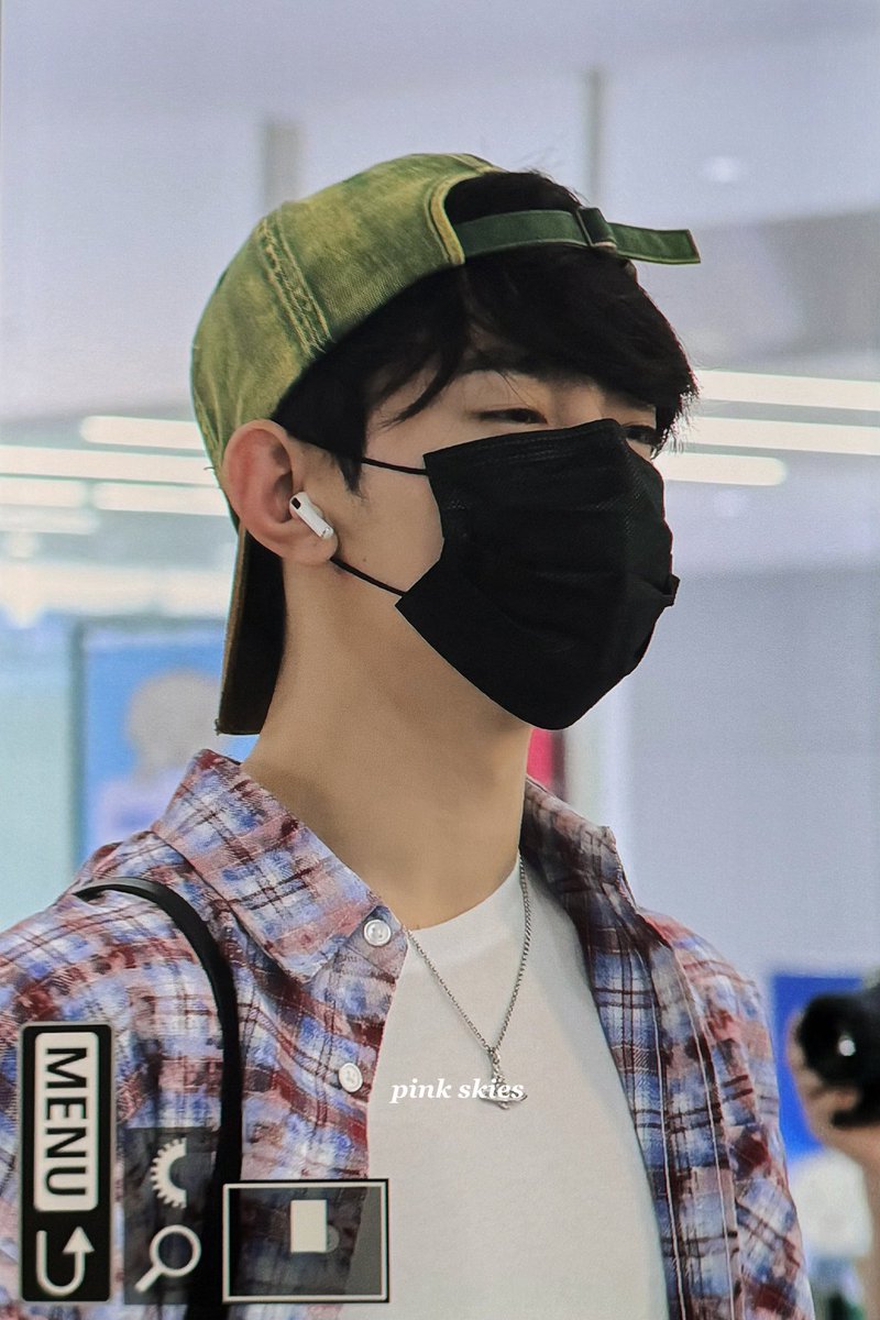 for 장하오 tweet media