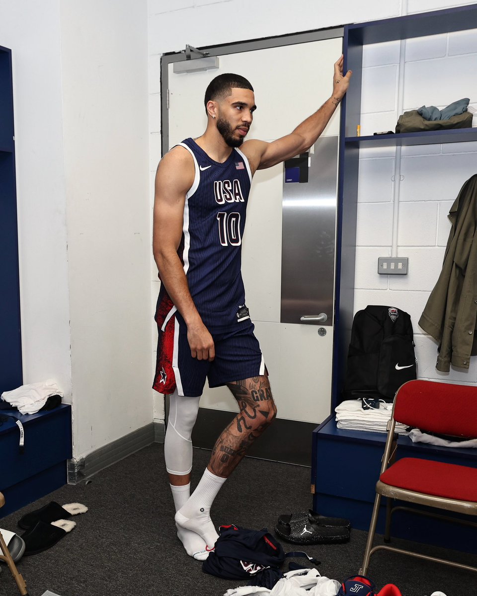 jaytatum0's tweet photo. https://t.co/WNepEh9yL5