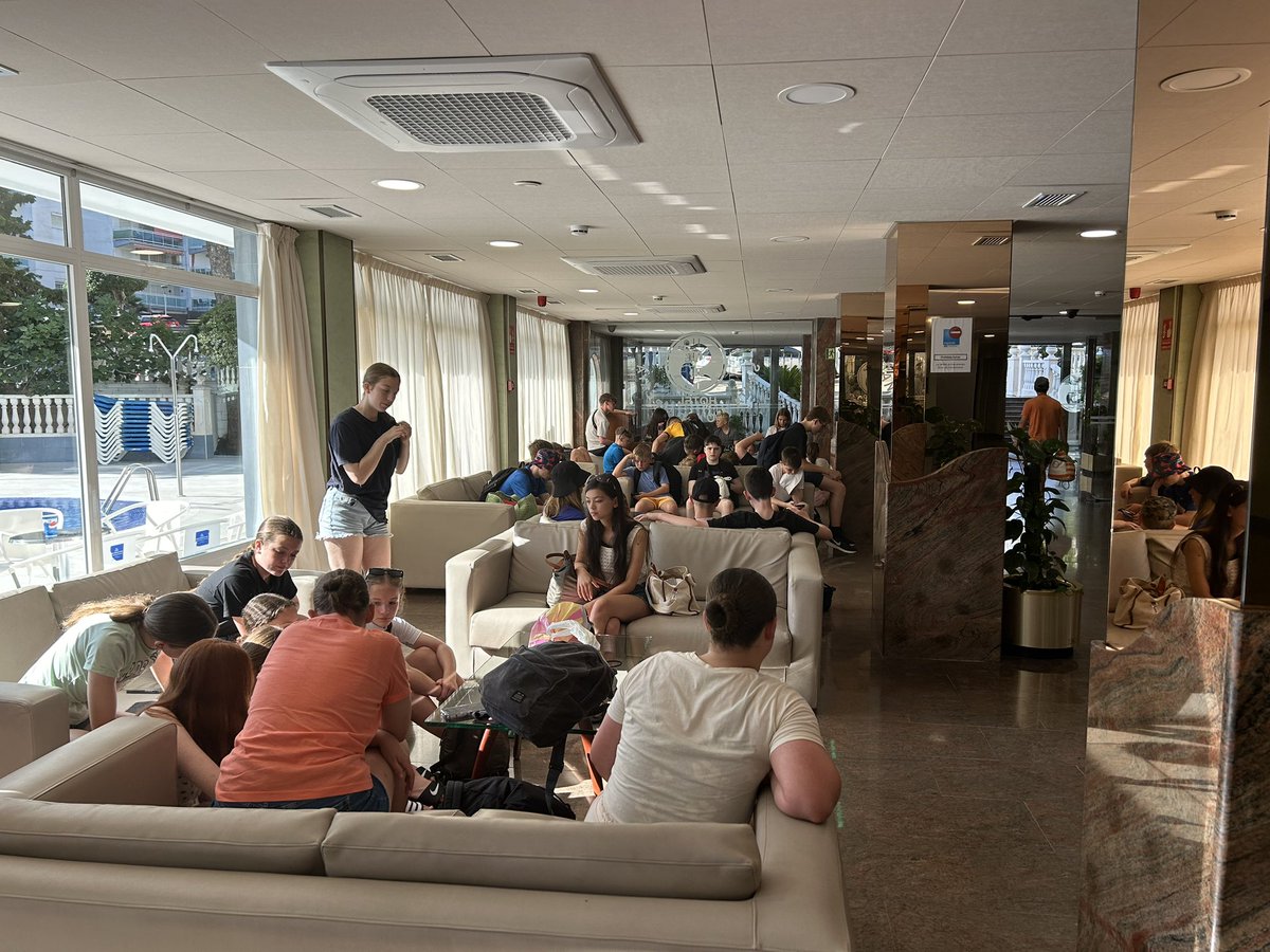 pe_TGS's tweet image. Waterpark day! #wavepool