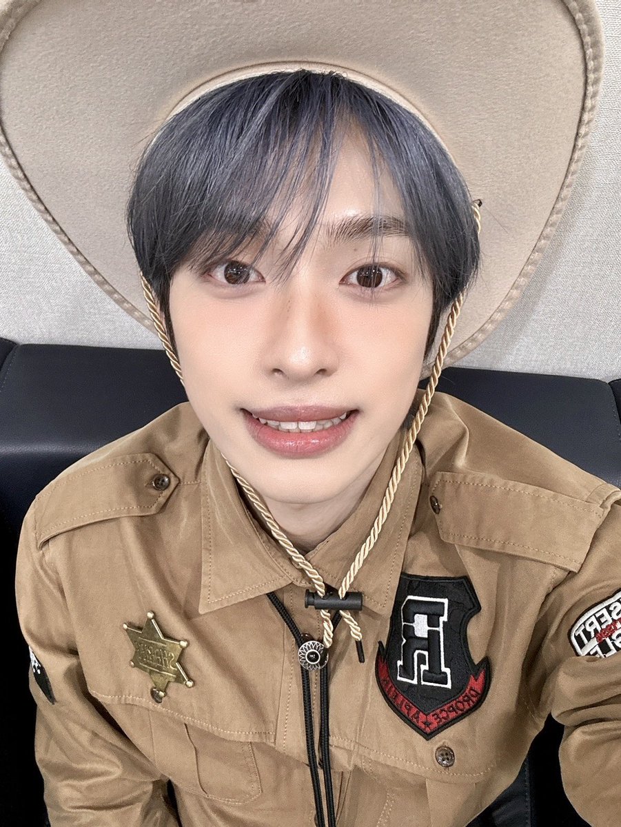 yourghost____'s tweet photo. 𝑵𝐨𝐰 𝑷𝐥𝐚𝐲𝐢𝐧𝐠: 𝑯𝒂𝒑𝒑𝒚 𝑪𝒂𝒎𝒑𝒆𝒓 - 𝑺𝒖𝒎𝒎𝒆𝒓 𝑺𝒂𝒍𝒕 🛶🏕️⚜️

       ล.เลี้ยงส่งน้องอินเทิร์นจาก ล.ลูกเสือสามัญ ☝🏻 good luck krab kids 👊🏻🍀

📍🎱💥🤙🏻 https://t.co/ozBpPQqjPK