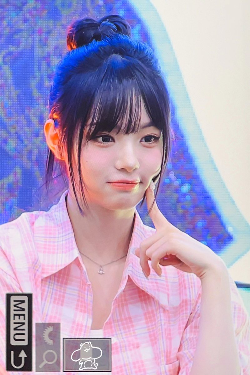 sShu_28's tweet photo. 240721

#tripleS #트리��에스 #김채원 #채원 https://t.co/wpZF0D18Jz