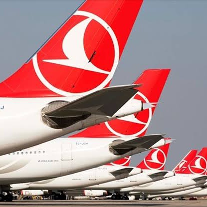 solcugazete's tweet photo. THY'nin İsmailağa Cemaati'ne ait bir derneğe 4 yılda 524 bin dolarlık bedava bilet verdiği ortaya çıktı.

(Evrensel) https://t.co/d3uSEK1OZZ