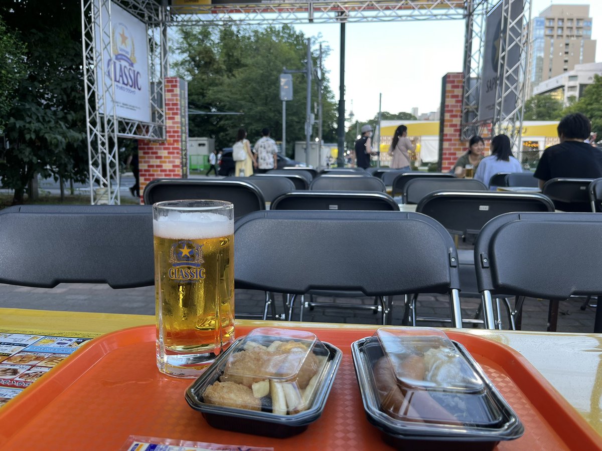 sapporoau301's tweet photo. 呑みに来た

aloneだけど🤩 https://t.co/BxPsR0CIkM
