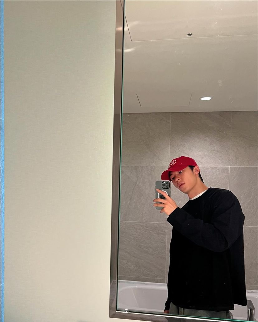 하 ㅁㅊ 허광한 인스타로 일상사진 완전 많이 투척해줌 미쳤다…