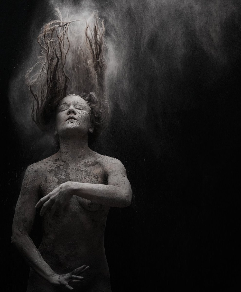 🌟 New Performance Alert! 🌟

We’re thrilled to announce Susanna Leinonen Company’s new masterpiece "Birth"!

📅Dates: Oct 2-5, 2024
📍Dance House Helsinki

🔗 Buy Tickets 
tix.susannaleinonen.com/fi/buyingflow/…

#SusannaLeinonenCompany #Tanssintalo #Dancehousehelsinki #nykytanssi #Culture