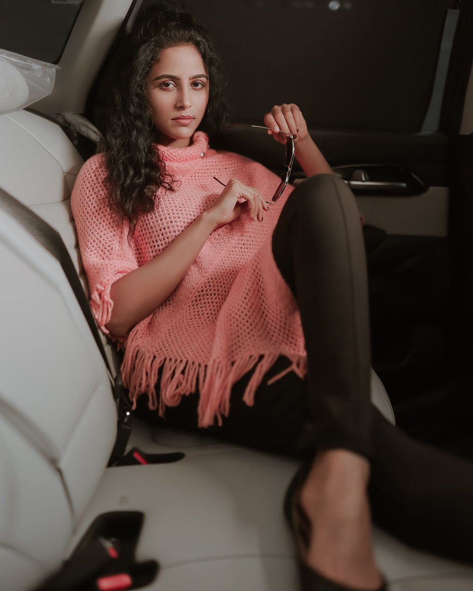 Rajababu_a's tweet photo. Boss Lady 🔥💥
@SubikshaOffl sparkling overloaded ✨ https://t.co/GweZVPJfmp