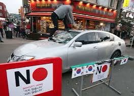 kusanagi1116's tweet photo. @dMUAYFRBv6GsJZx @cpt_nemo_oedo #NoJapan って韓国が貿易ルール守らないから日本がホワイト国から外したら起きたバカ運動ですよね。
一部韓国国民が日本製品の不買運動と、日本製品をぶっ壊したっていう。
日本製品不買なんて出来るわけないのに、本当にバカなヤツらだ。
医療器具なんて日本製品の塊なのに... https://t.co/95iLd0L6SI