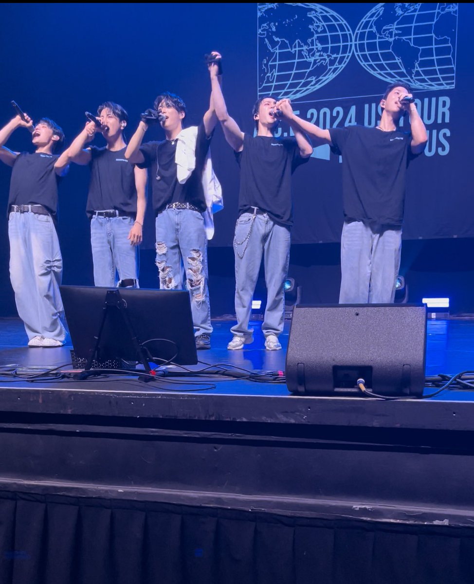 sehyoonsmiless's tweet photo. It felt like it was the first time, super fun they really know to make the crowd scream. Super fun! I guarantee if any person standing in the concert wasnโt a fan they would be in no time.
#Rewinding_ACE #ACE_2024USTour_REWINDUS #ACE_REWINDUS #FindMyCHOICE
#ACE #์์ด์ค https://t.co/UtXPq7l4OM