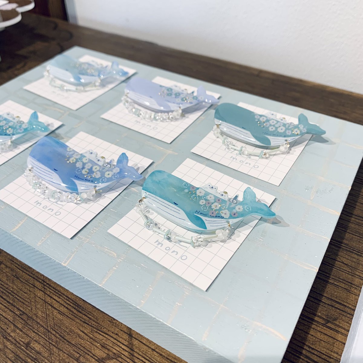 「クジラさん◎まだまだいるよ。。#個展 」|Halのイラスト