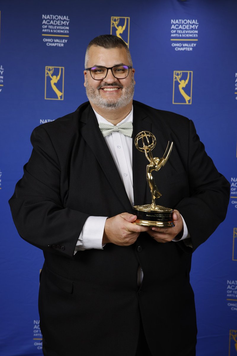 stu_osborne_'s tweet photo. My first #OVEmmy! @wsyx6 @OhioValleyEmmy https://t.co/UHAPUFh8NG