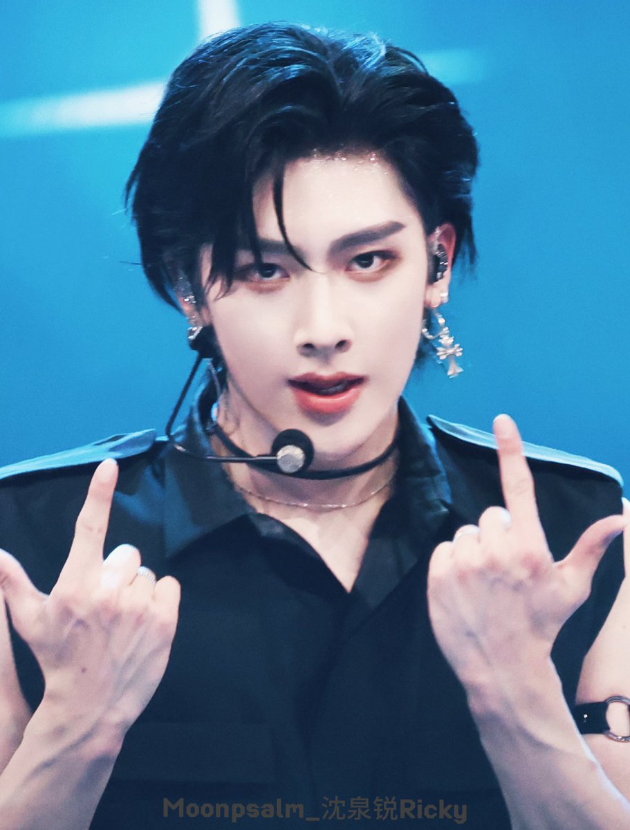 Moonpsalm_Ricky's tweet photo. 【240720澳门TMEA】

Ricky！初次见面你好呀🐱
未来的路也一起走下去吧❤️

#리키 #제베원 #제로베이스원 #沈泉锐 #Shenquanrui #zb1 #zerobaseone  #リッキー https://t.co/g9lfCXjmqY
