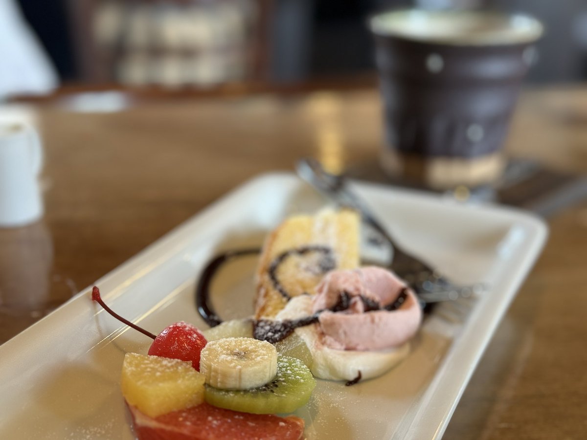 san_futa's tweet image. デザート付きだった。
すまないね〜
#VertFonce