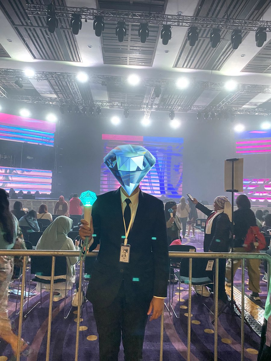 svr_one's tweet photo. Definitely will remember this day forever 🩵💎

#KEY #키
#SHINee #샤이니
#2024KEYLAND #ONANDON
#KEYLANDASIATOUR #KEYLANDTOUR #2024KEYLANDinJKT https://t.co/gQgvPjmSIK