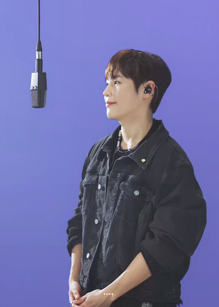 always_SENG's tweet photo. 🎙️🙏

#하성운 #HASUNGWOON @gooreumseng https://t.co/LYKhvxBNS7