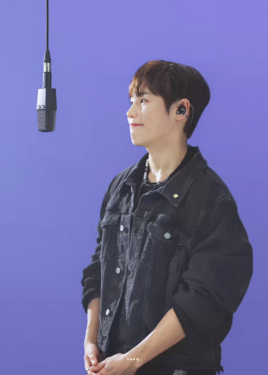 always_SENG's tweet photo. 🎙️🙏

#하성운 #HASUNGWOON @gooreumseng https://t.co/LYKhvxBNS7