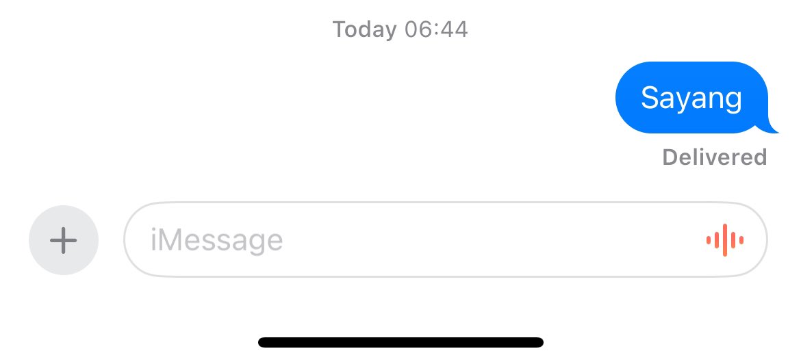 exquisiteme_'s tweet photo. Tadi pagi suamiku telat jemput (aku abis shift malem). Aku pulang jam 7, jam 6.44 aku chat dia tp gak dibales. Aku telpon ke dua hape dia, sama2 gak diangkat. Aku udah ngira dia ketiduran abis subuh dan belum bangun lagi. Aku nunggu di kantorku lama banget, sampe jam 7.45 🥹🥹 https://t.co/IgxMofvWgI
