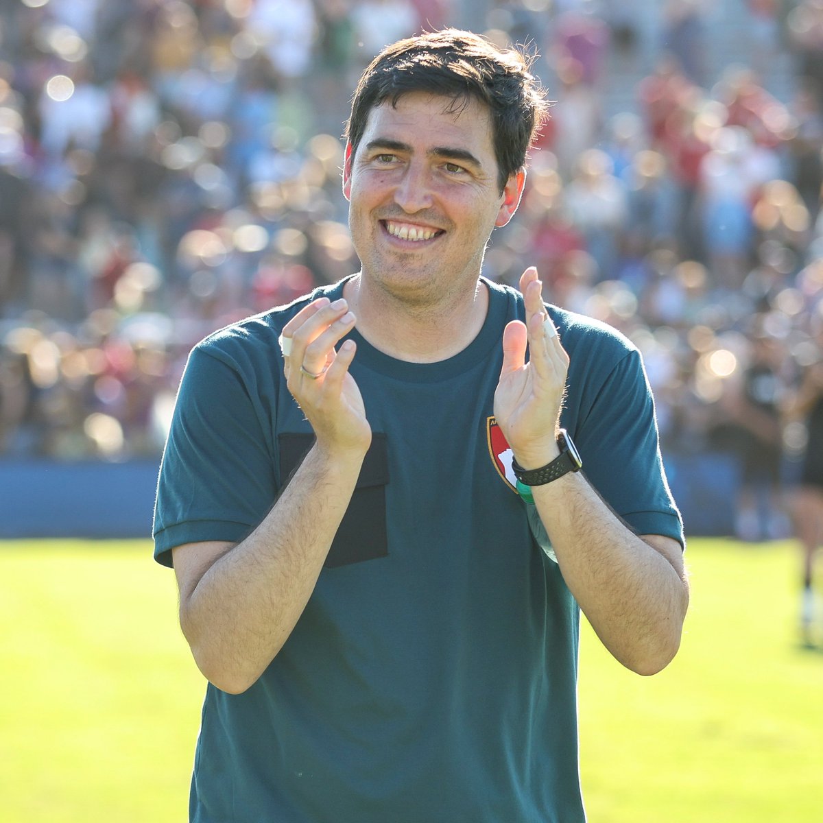 afcbournemouth's tweet image. Thanks for the warm welcome, Santa Barbara 😁👏