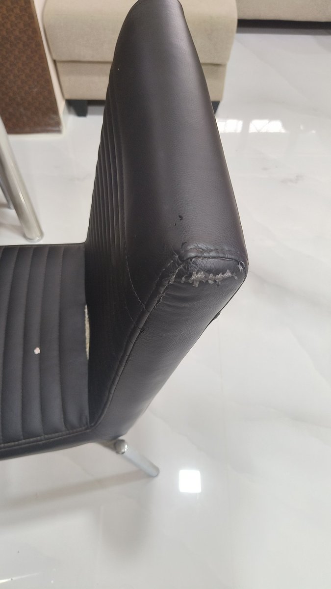 DuttaSkd's tweet photo. Please find attached photographic evidence of the issue. I look forward to your response and a satisfactory resolution. https://t.co/94lc2g76Le