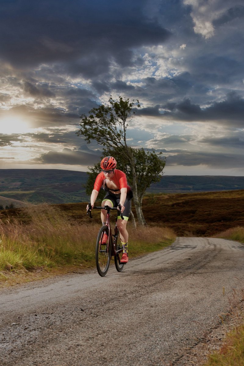 robtomlin's tweet photo. A few 📸 from my cycling club’s annual ‘Hilly TT’ 🚴🏻… we’ve a lot of sky up here in the Highlands 🏴󠁧󠁢󠁳󠁣󠁴󠁿 @BritCycling @WeAreCyclingUK @RibbleCycles @Alpkit https://t.co/FBs8iq950H