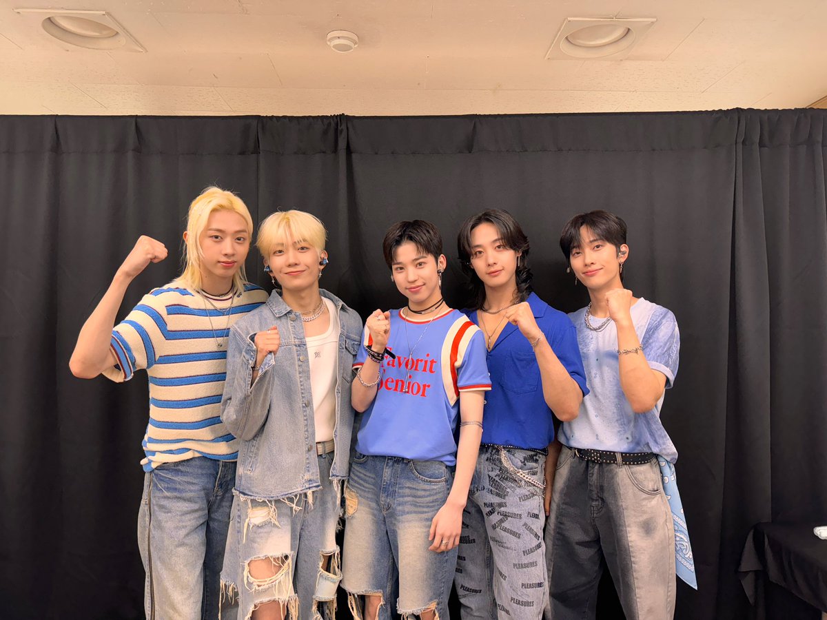 HFU_official's tweet photo. [📸] Soundberry Festa’ 24

첫 페스티벌에 참여한 #하이파이유니콘 에 무대 어떠셨나요??
우리 다음에 만나면 🤟해주기🤍

🎫 Hi-Fi Un!corn Livehouse Tour 2024 ～FANTASIA～
https://t.co/B7xQ6azNGO

#Soundberry #Festa #FES #band #kband #SummerFes #HiFiUnicorn #하파유 https://t.co/V6cviybPYt