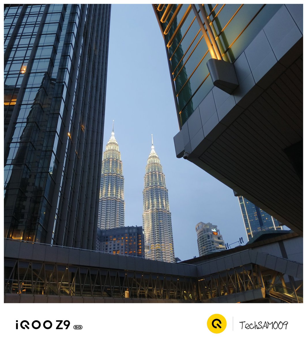 TechSAM009's tweet photo. #ShotOniQOO
#iQOOZ95G
#IFMMalaysia
See More: https://t.co/BJyS6ZBRNs
#iQOOCommunity
@IqooInd
@nipunmarya
@parakram_h https://t.co/GDwMXnFpQN