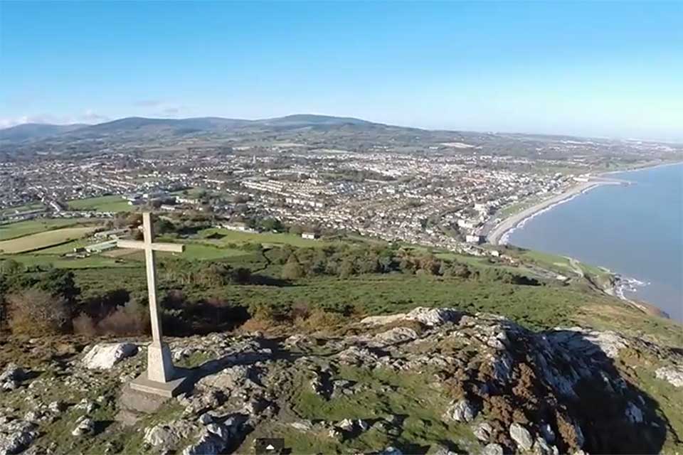lorraineelizab6's tweet photo. 21 July: St Sillán of Dún Mór/Glenn Munire/#Glenmundar, #Bray, Co. #Wickow near the River Dargle (Dr Elva Johnston). In Uí Briuin Cualann. 📷Bray Head ©geocaching https://t.co/t2b4G1GYkr