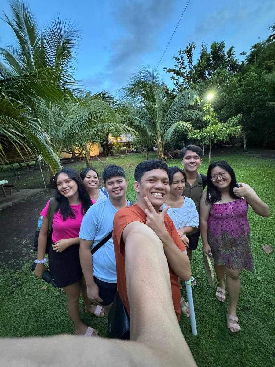 lyca_cz's tweet photo. 🏊‍♀️ with the constants https://t.co/5jOVA9Wrrq