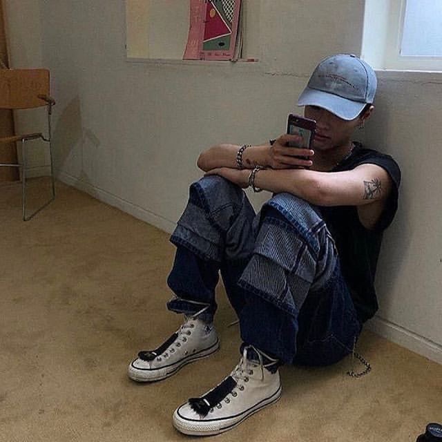 melovesyoun's tweet photo. woodz - different 6th anniversary ✨ https://t.co/mfXcXhq0d3