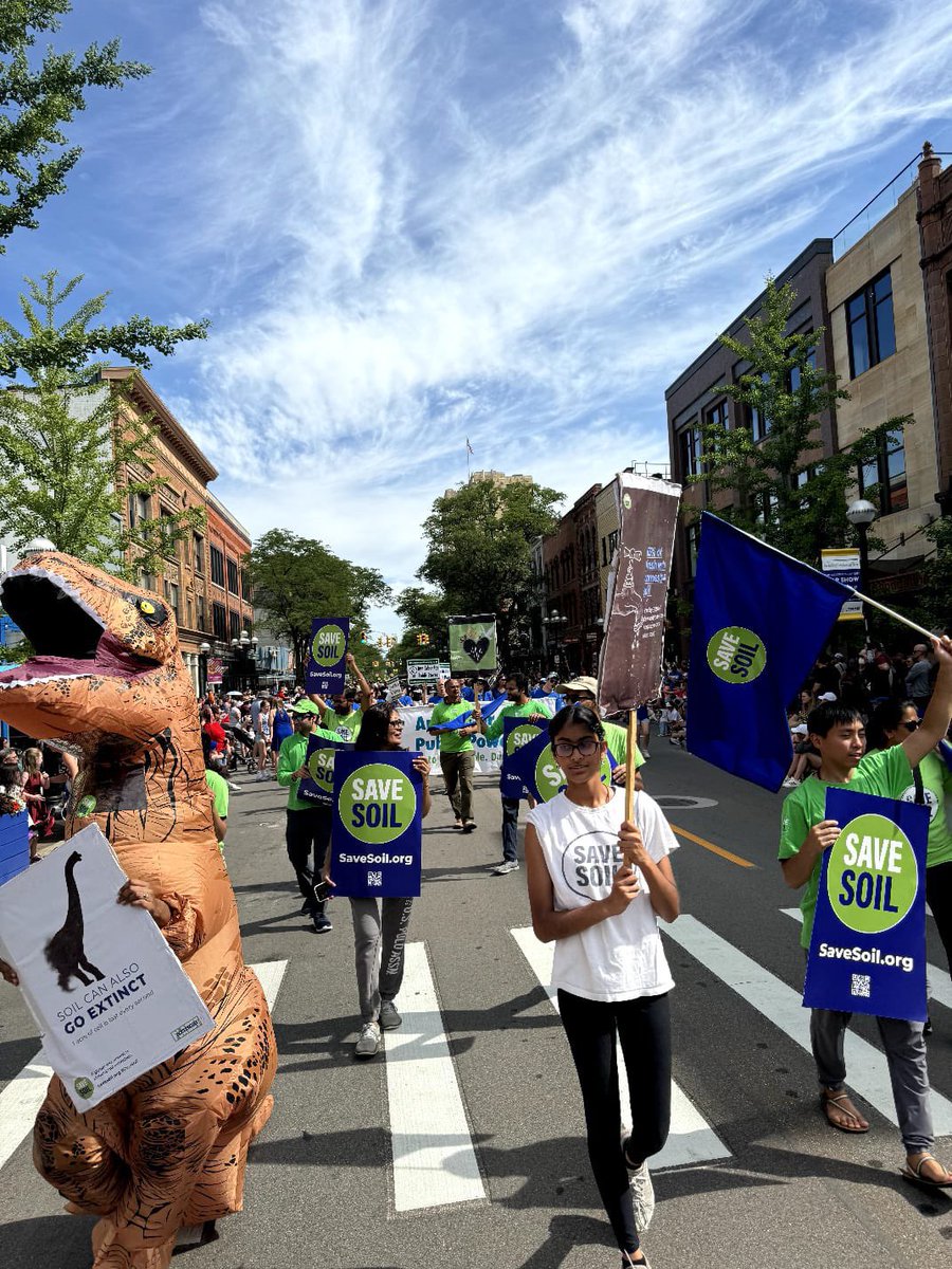 SoilShahnaz's tweet photo. Great!👏💚🌱

👉https://t.co/Gx8O0uJqV5

#SaveSoil #PolicyForSoil #USA #Detroit #AnnArbor

@FAO @FAOLandWater @Europarl_IT @IFC_ECA @EU_Commission @IRC_ORCaSa @1D_NewsItaly @Fortnite_newsIT @MilanNewsit @usasoil @UsaAgriculture2 @IFAD @IFAD @AgriGoI @EUAgri @ClimateSma84939 @IFAD https://t.co/en4ShigX7s