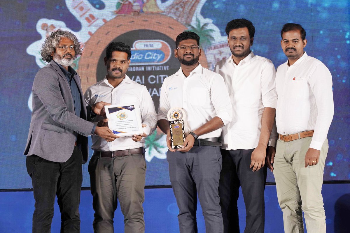 DotworldIndia's tweet photo. Happy to share #Dotworld has won the #EmergingTechnologyIconCompany award at the #KovaiCityIconAwards 23-24! 

Thanks to #RadioCity  This honor reflects our achievements in #AR, #VR, #AI, #Robotics, and Software Development.

#DotworldTechnologies #EmergingTechIcon #Awards https://t.co/lt2bluLT4Q